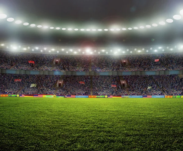 Стадион для спортивных и концерты пустая в Солнечный день — стоковое фото
