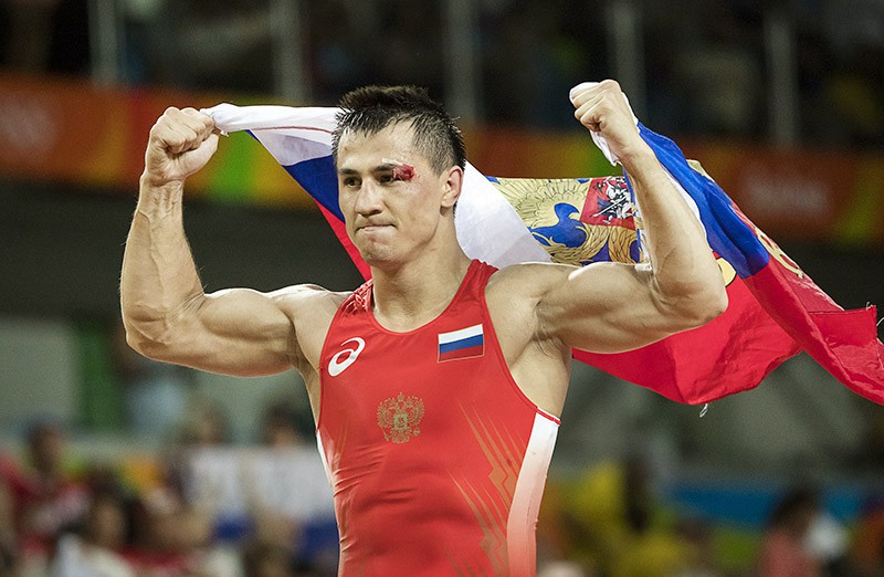 Роман Власов (Россия), завоевавший золотую медаль в соревнованиях по греко-римской борьбе
