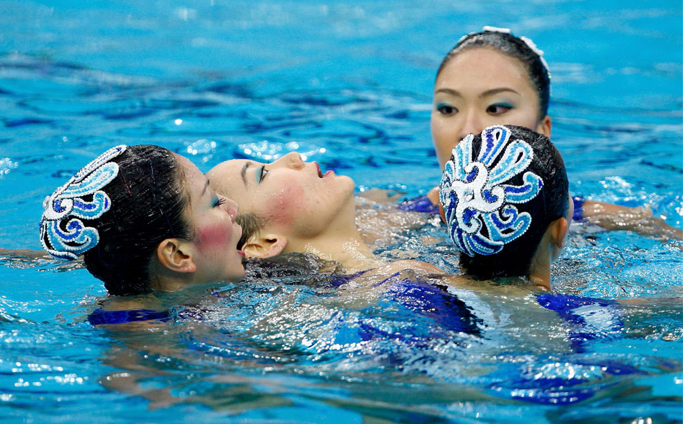 фото по синхронному плаванью японской команды