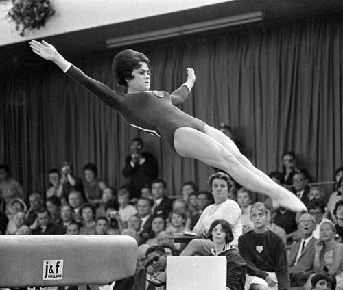 Зинаида Воронина (тогда еще Дружинина) в 1967 г. на чемпионате Европы. wikimedia