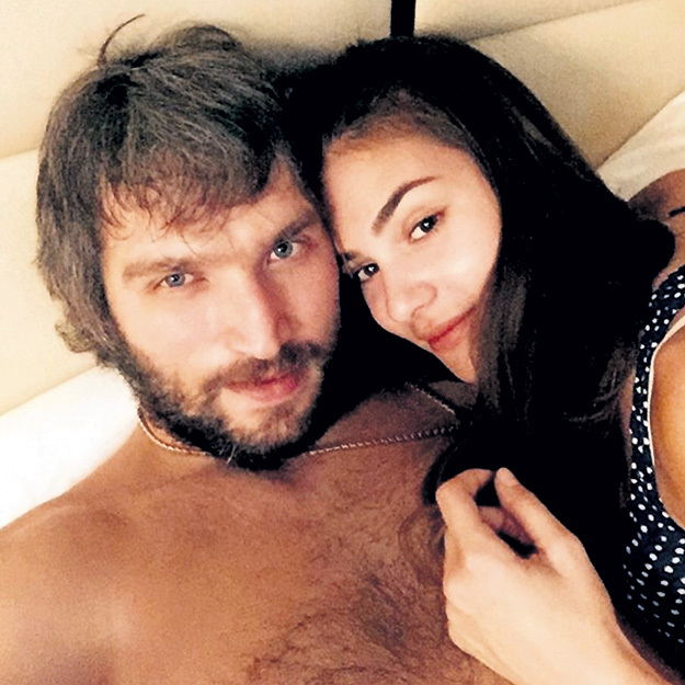 Александр и Настя расписались по-тихому. Фото: Instagram.com