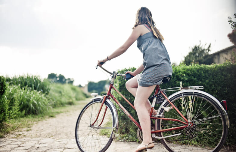 Женщина и велосипед? Ну уж нет!