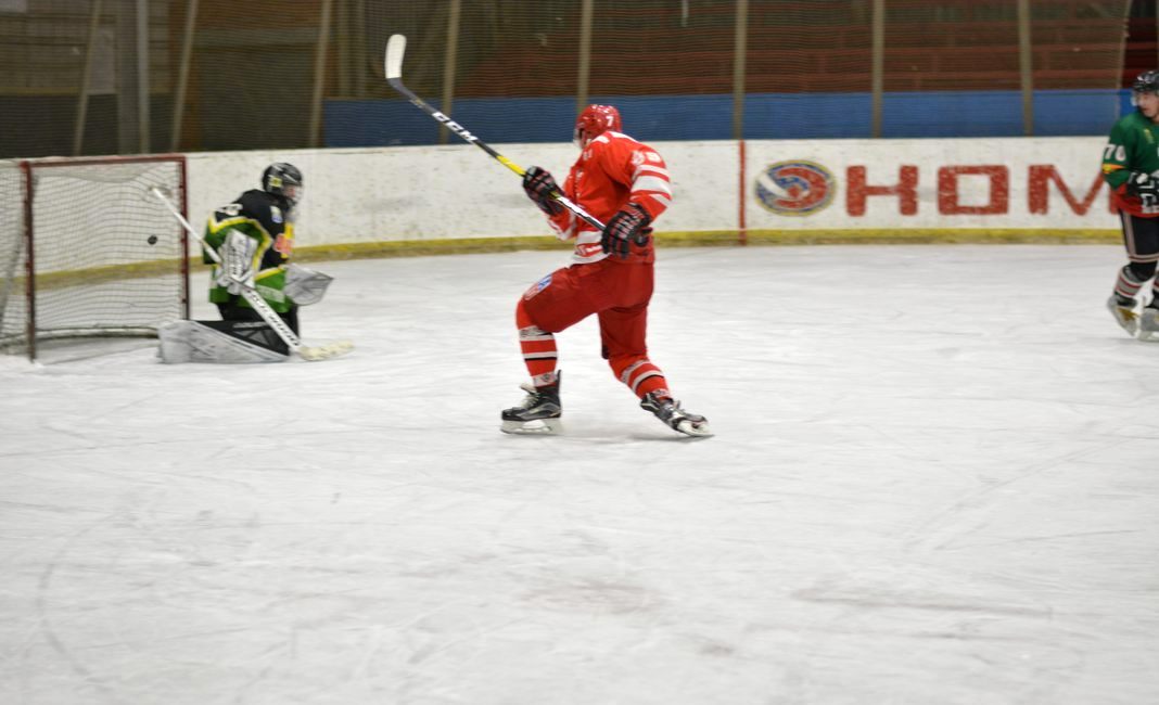 Хоккей 06