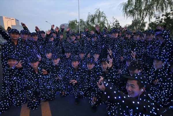 группа китайских исполнителей во время репетиции церемонии открытия Летних Олимпийских Игр