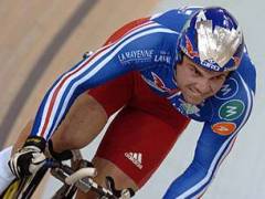 8 февраля родился Дмитрий Нелюбин - велогонщик, олимпийский чемпион