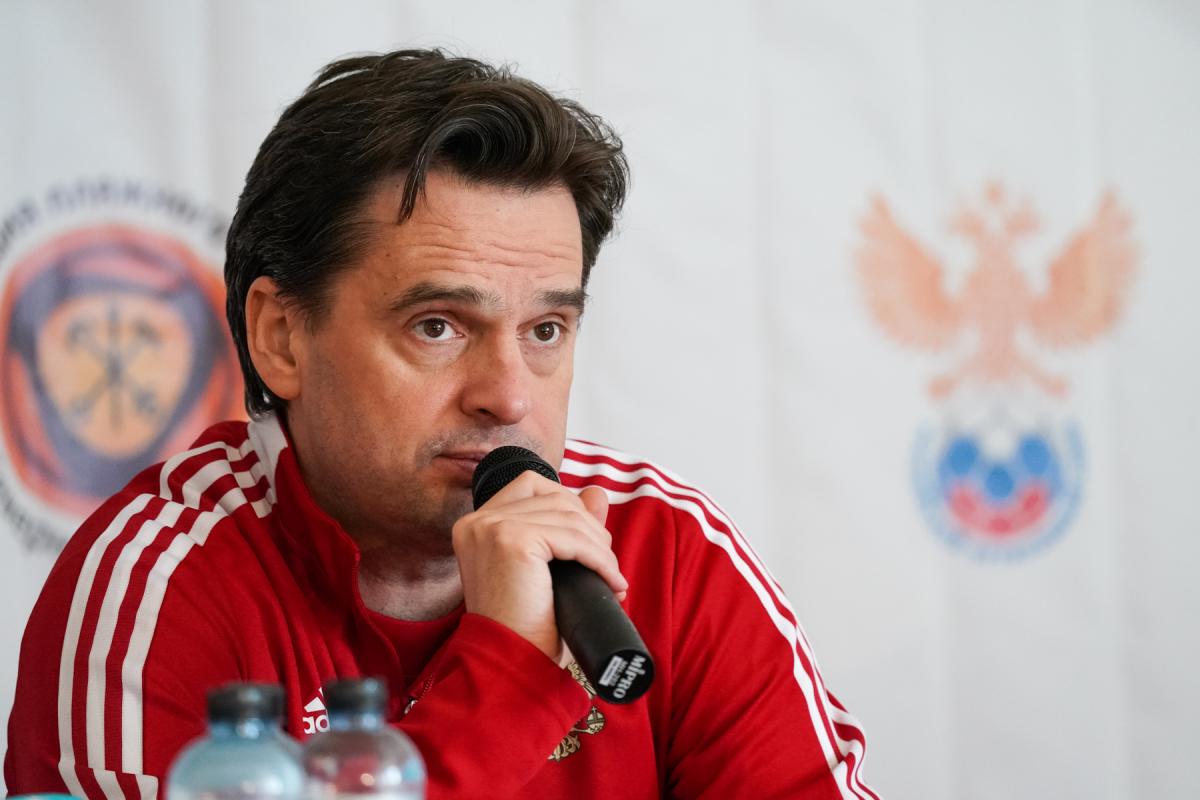 Тренер сборной россии 2018