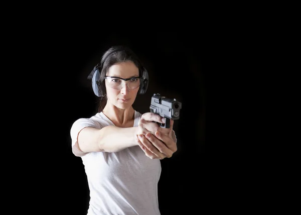 Оружие женщины — стоковое фото
