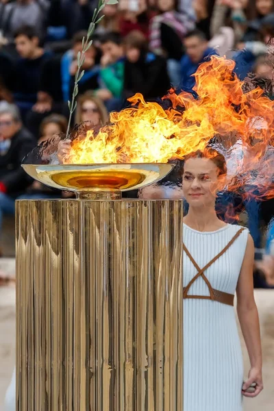 Церемония олимпийского пламени на зимних Олимпийских играх — стоковое фото